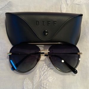 Diff Aviator Sunglasses (Lenox style)